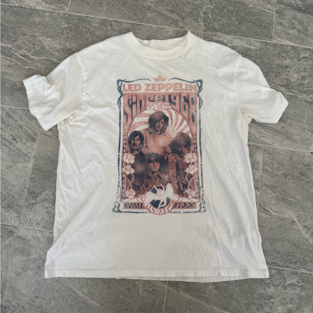 Abercombie Band Tee